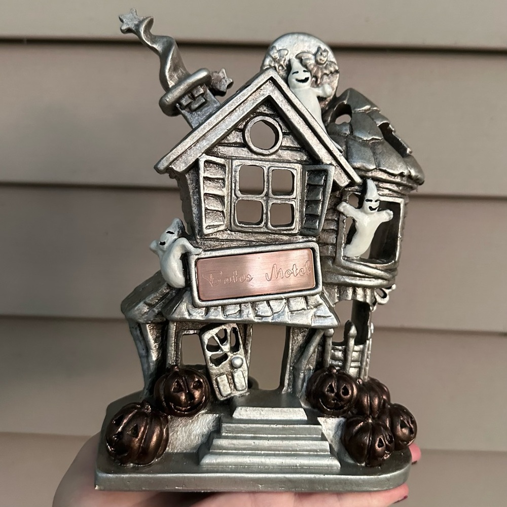 Haunted house candle holder halloween bated motel things remembered